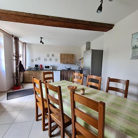 Gite Familial En Ferme Avec Jardin, Proche Foret Et Canal D'Orleans - Label Tourisme Et Handicap - Fr-1-590-7 Chailly-en-Gatinais Luaran gambar